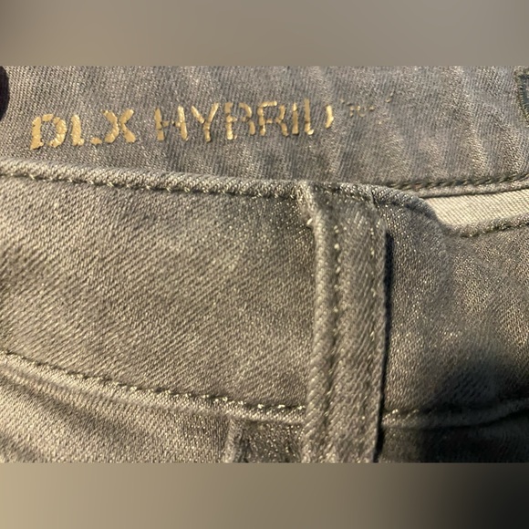 DL1961 Florence Instasculpt distressed high rise skinny jeans in grey wash - Picture 10 of 12